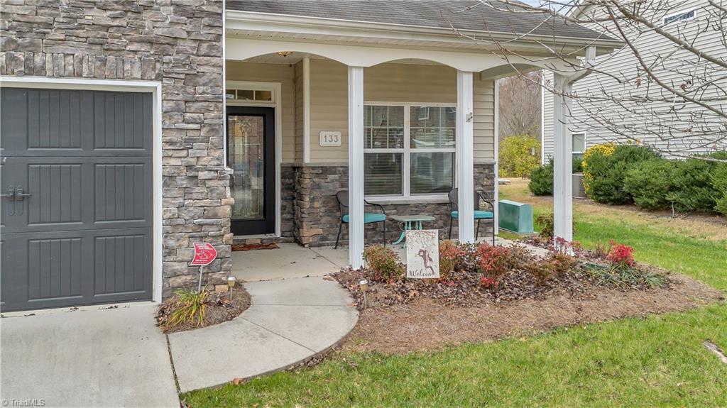 property viewer photo 1