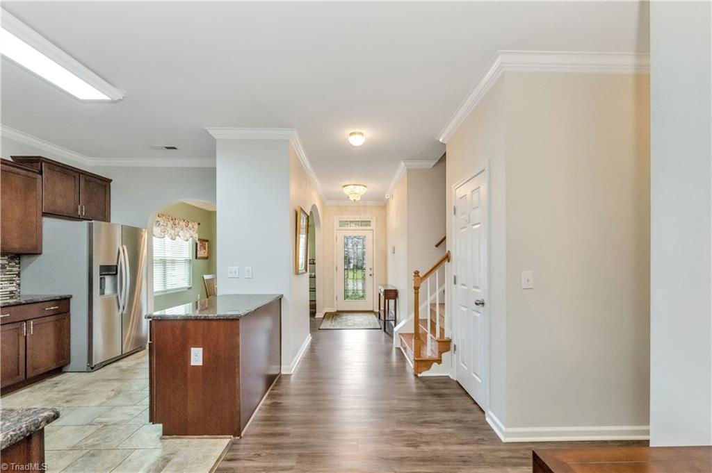 property viewer photo 18