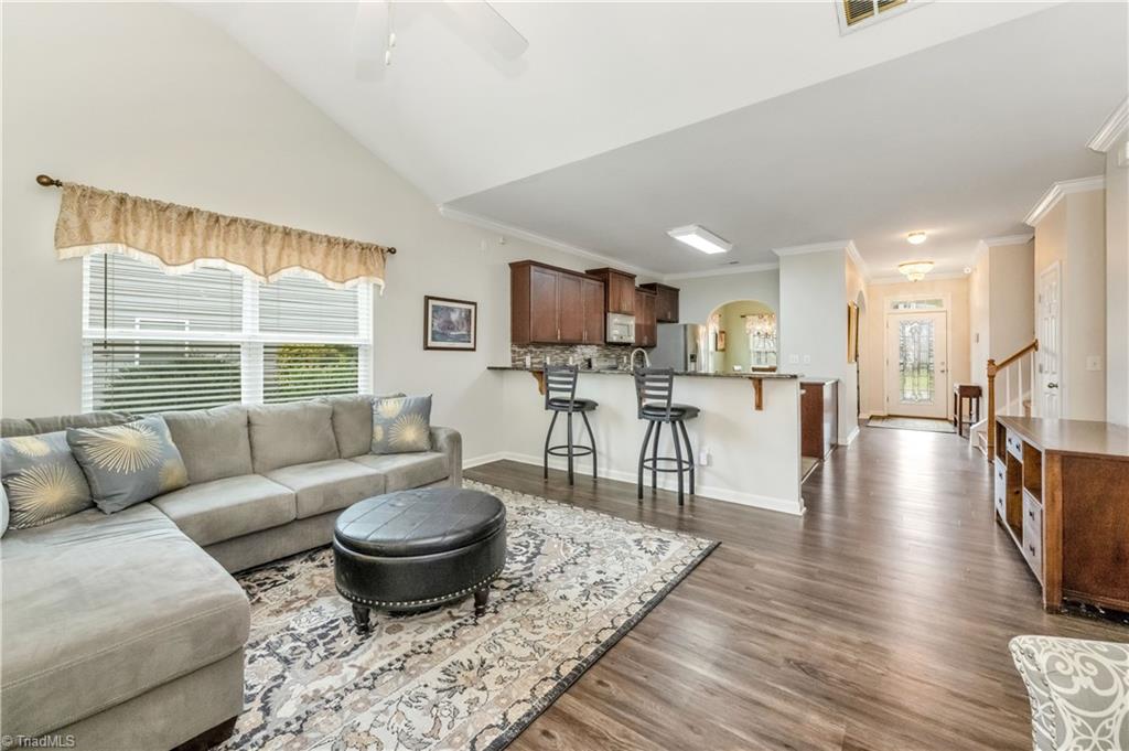 property viewer photo 20
