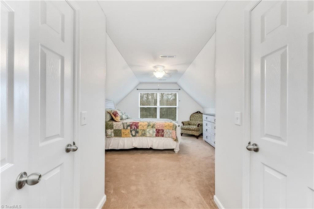 property viewer photo 35