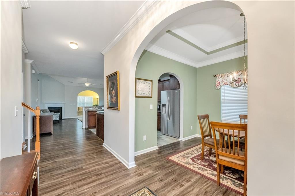 property viewer photo 6
