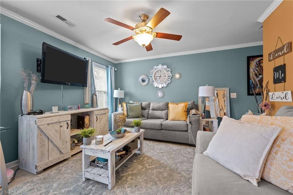 property viewer photo 10