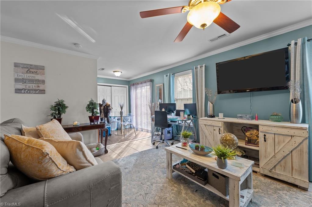 property viewer photo 11
