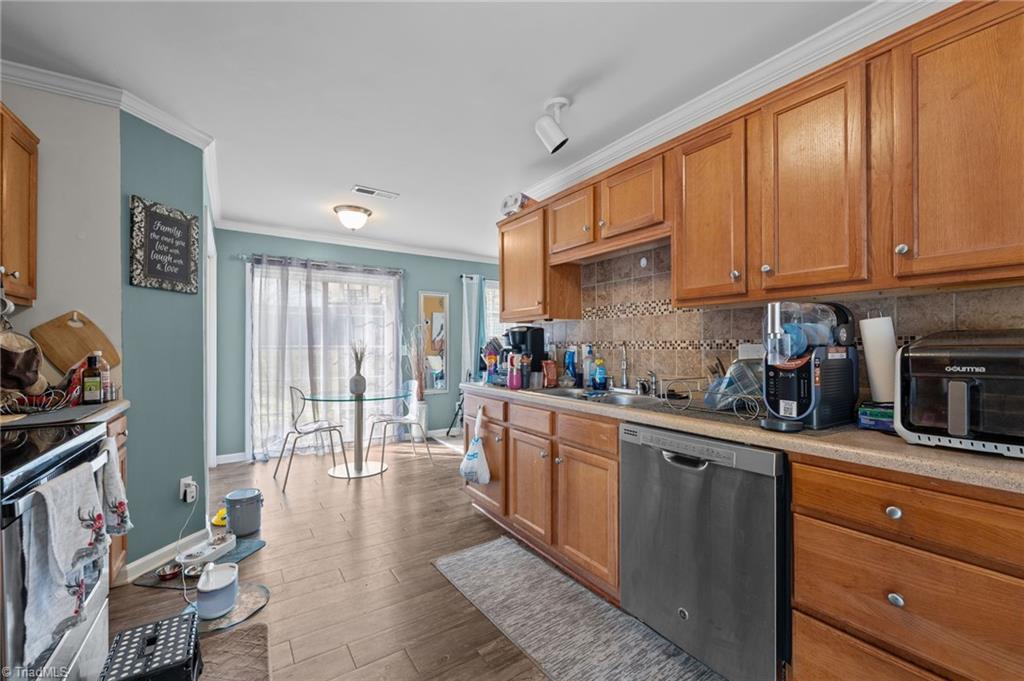 property viewer photo 6