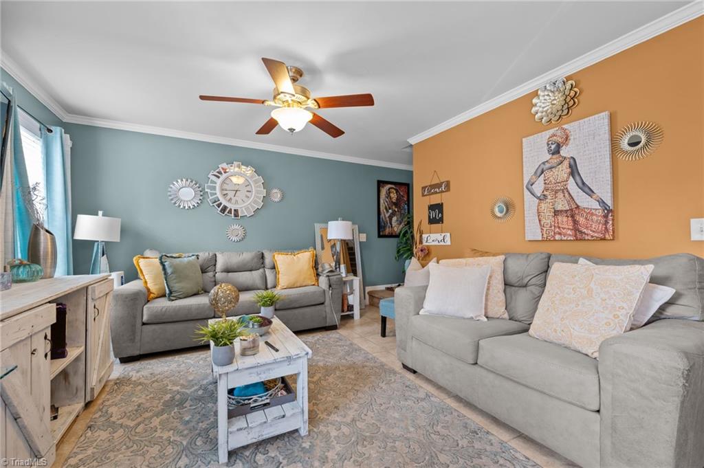 property viewer photo 9
