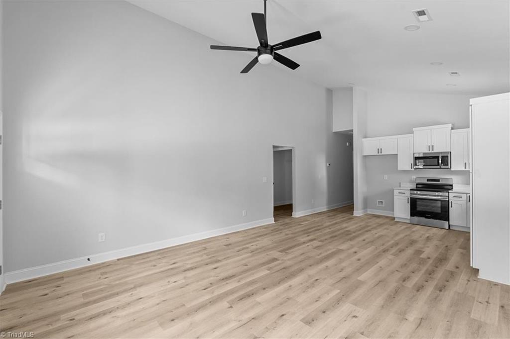 property viewer photo 4