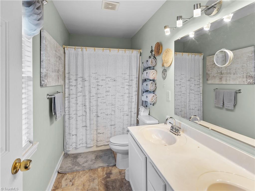 property viewer photo 11