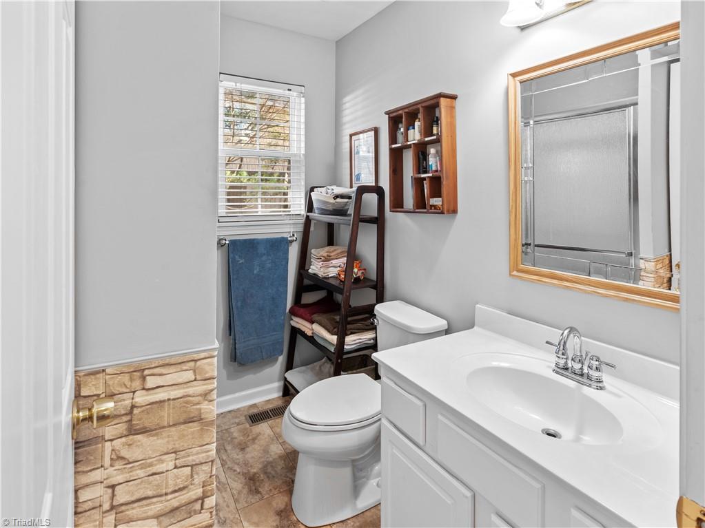 property viewer photo 14