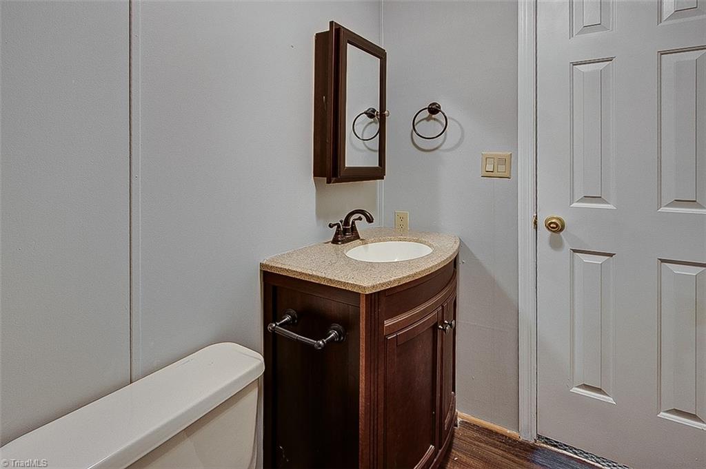 property viewer photo 15