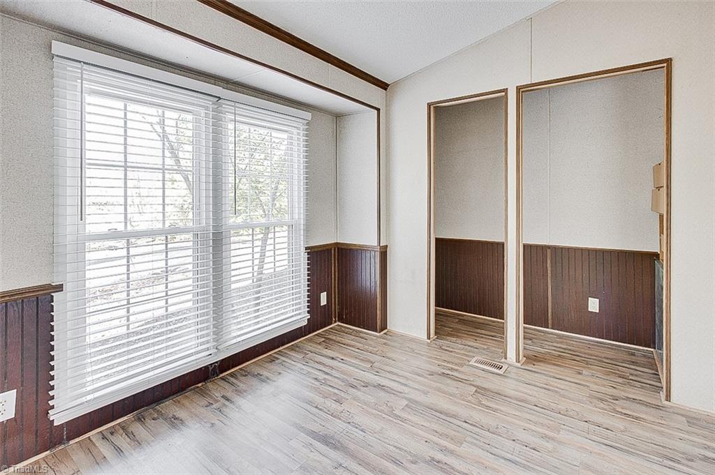 property viewer photo 16