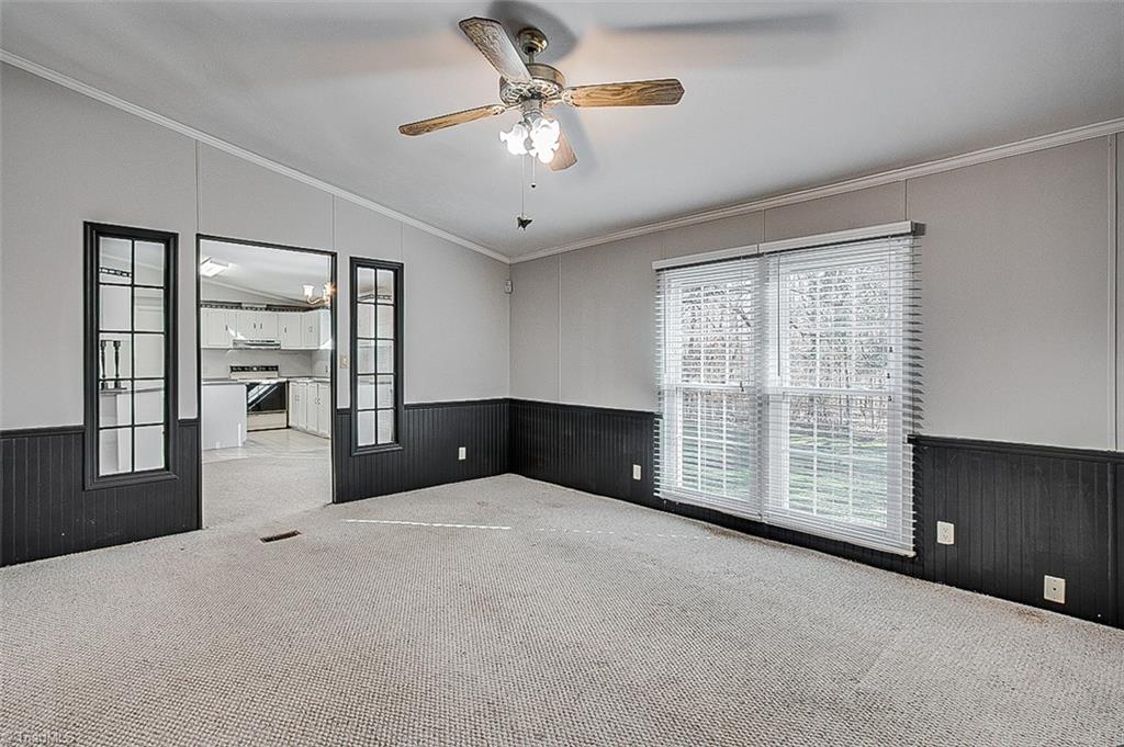 property viewer photo 5