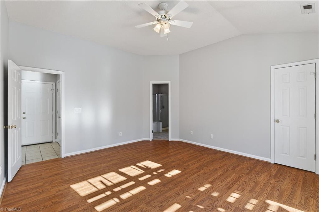 property viewer photo 21