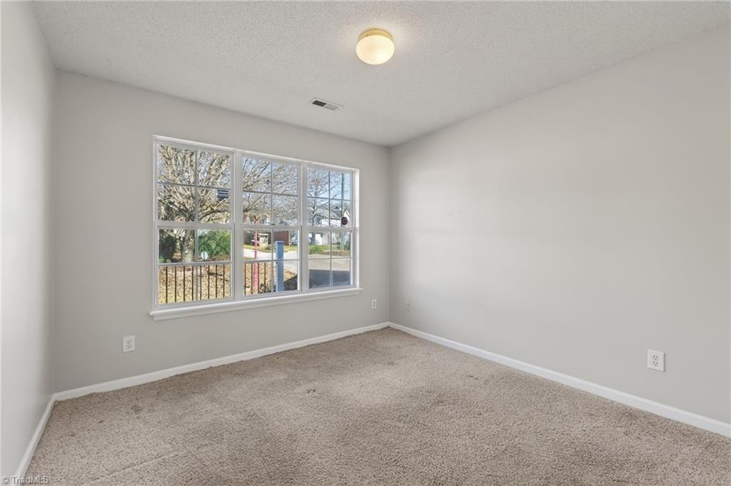 property viewer photo 34