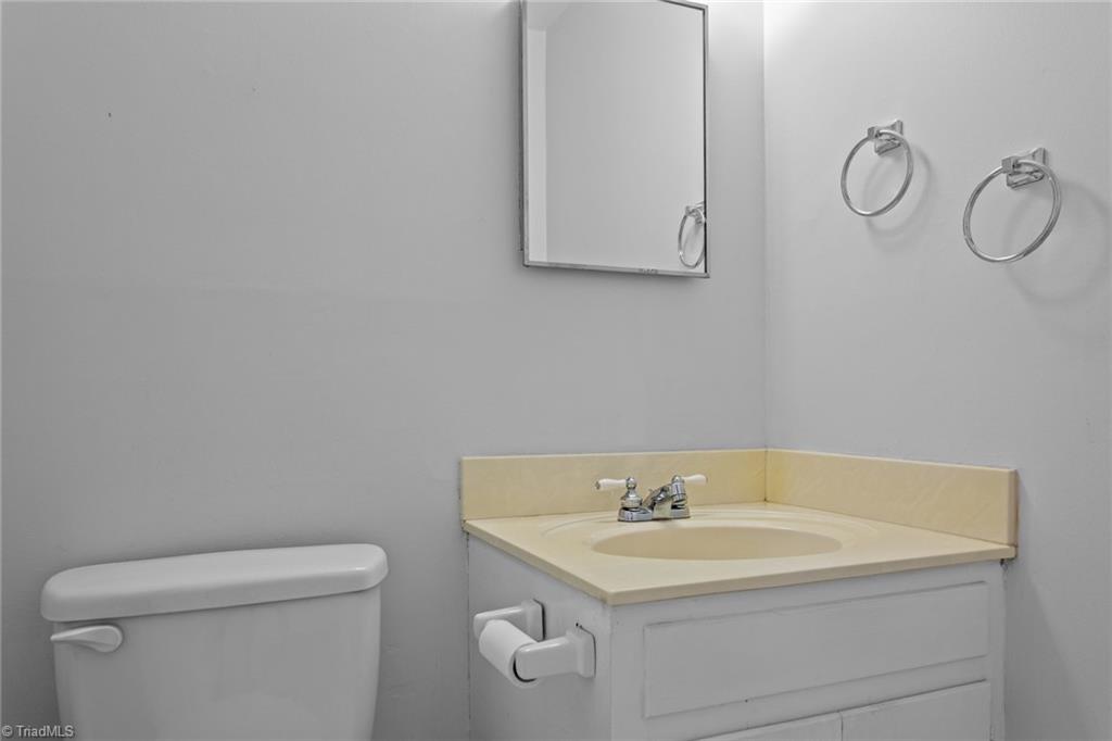 property viewer photo 16