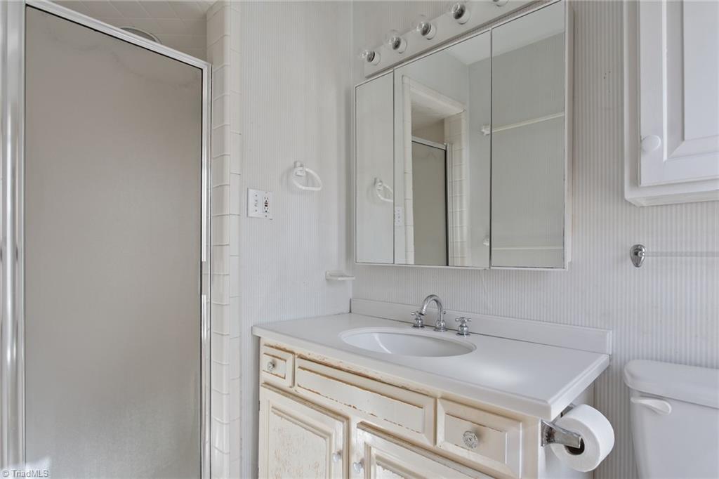 property viewer photo 19