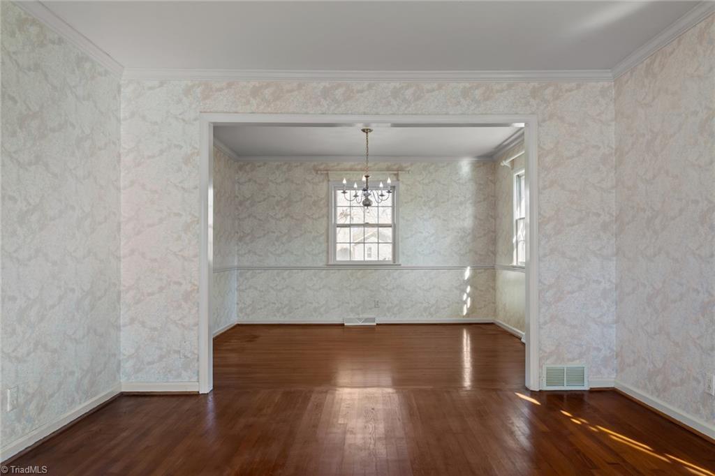 property viewer photo 4