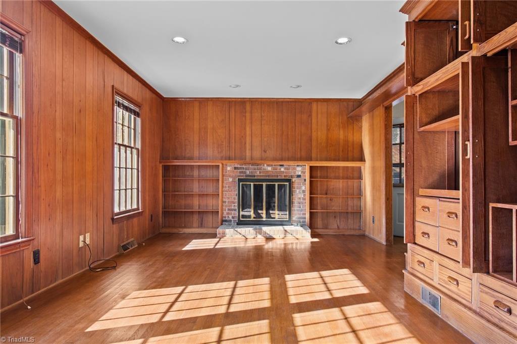 property viewer photo 7