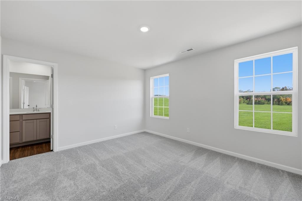 property viewer photo 15