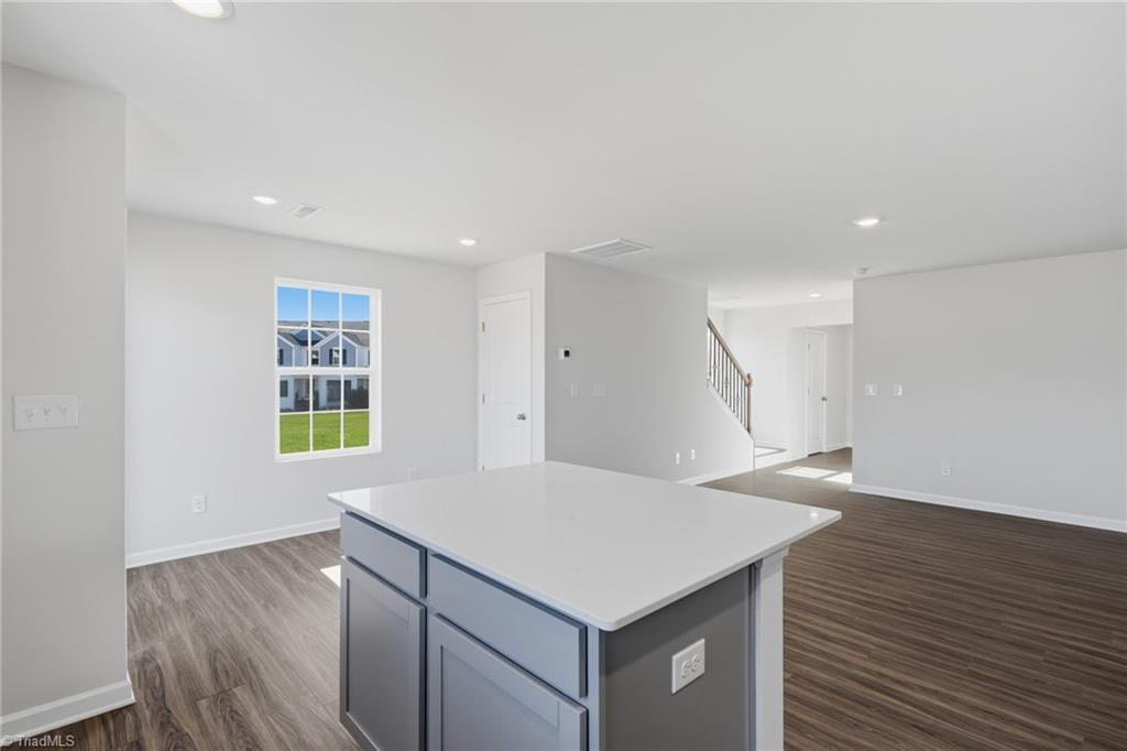 property viewer photo 6