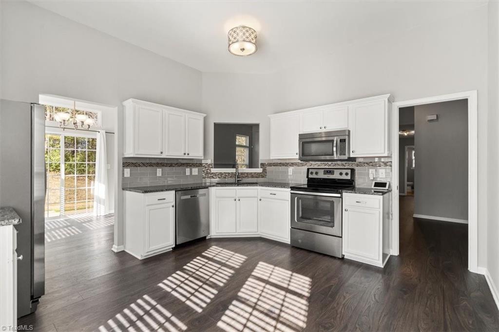 property viewer photo 10