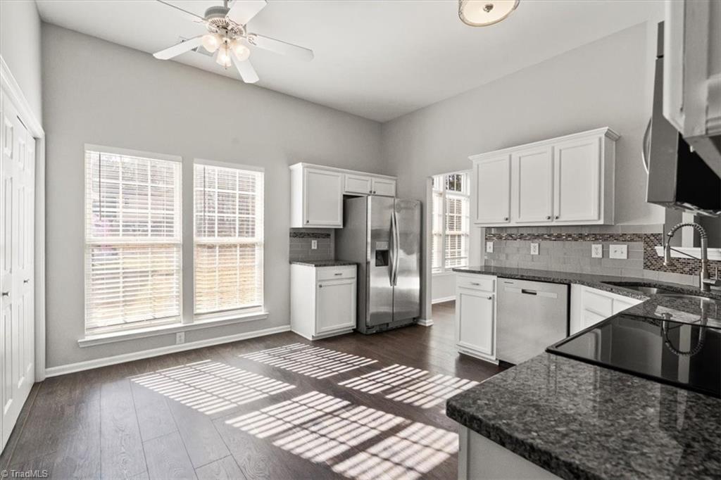 property viewer photo 13