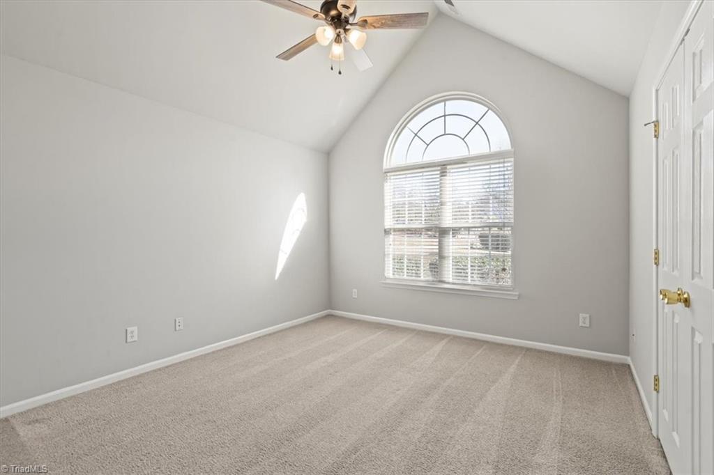 property viewer photo 14