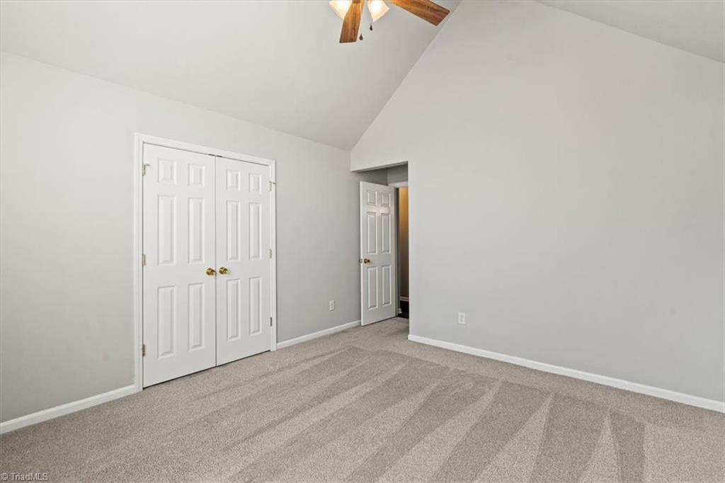 property viewer photo 18