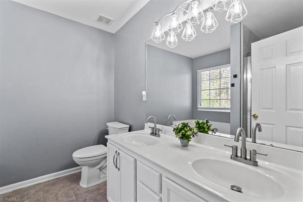 property viewer photo 24