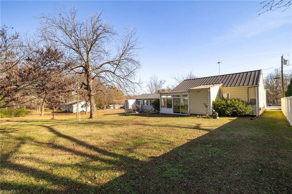 property viewer photo 23