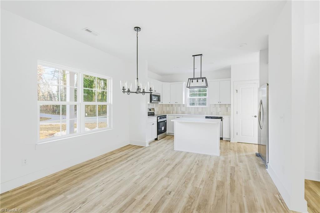 property viewer photo 11