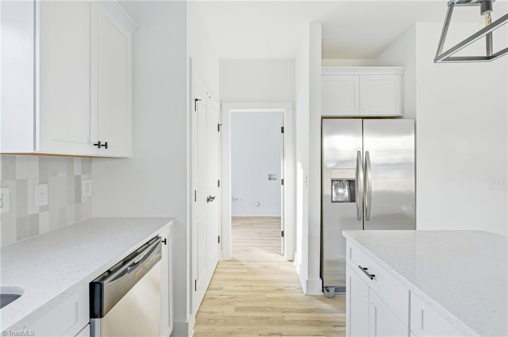 property viewer photo 12