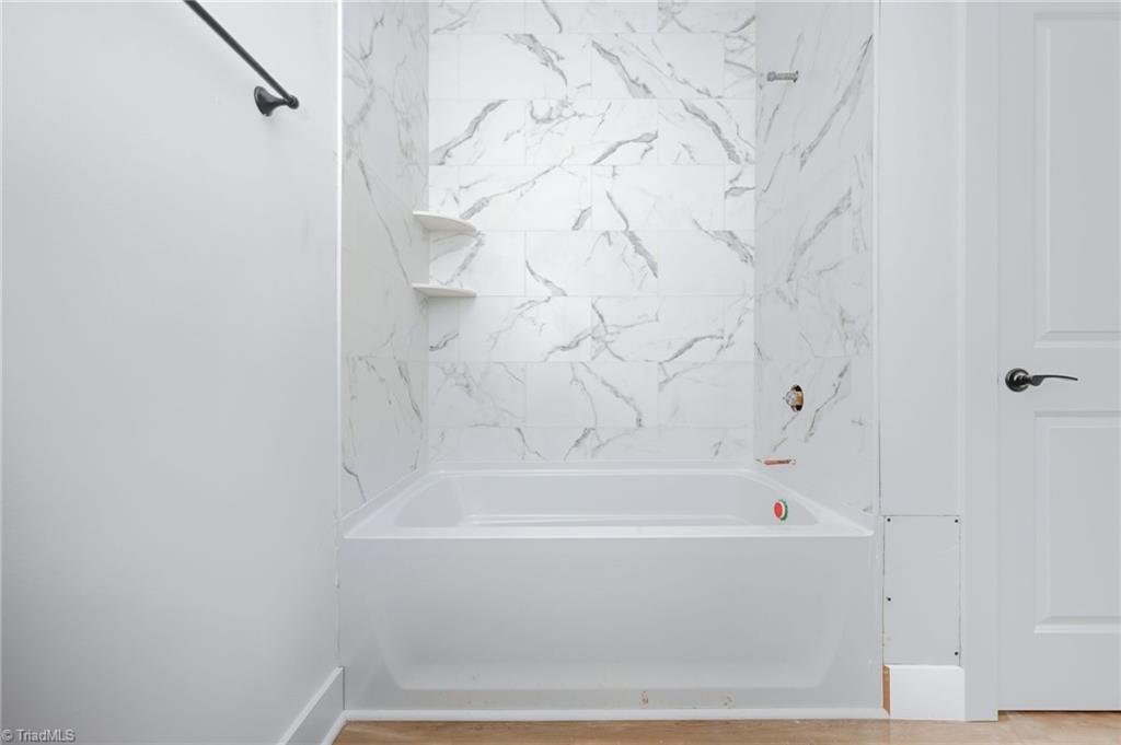 property viewer photo 21