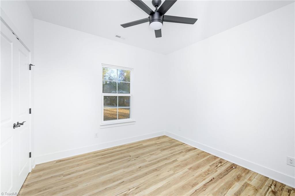 property viewer photo 22