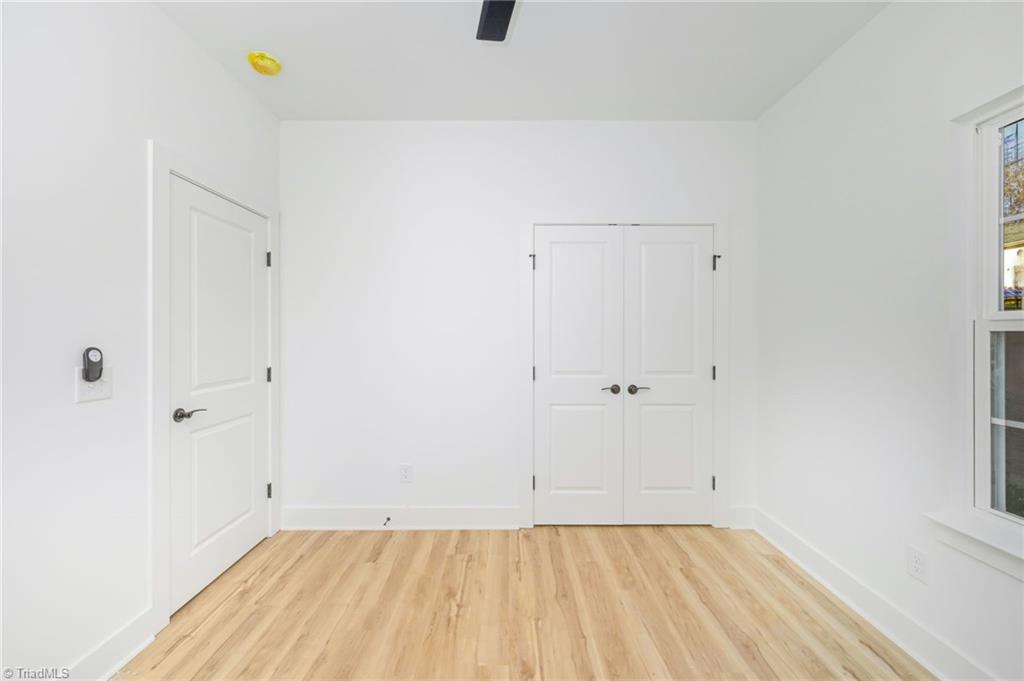 property viewer photo 23