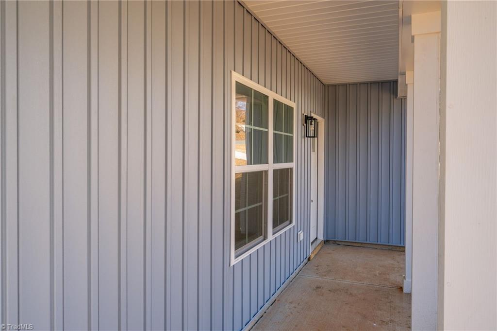 property viewer photo 4