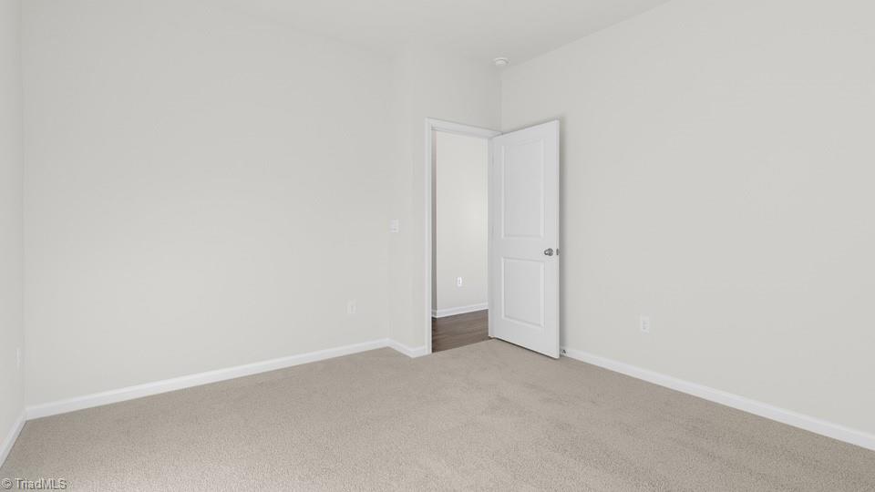 property viewer photo 16