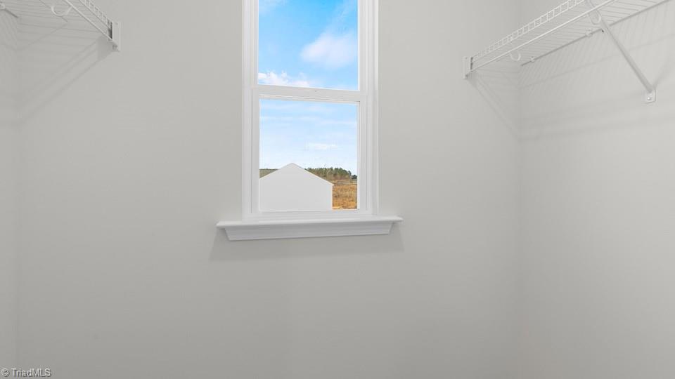 property viewer photo 25