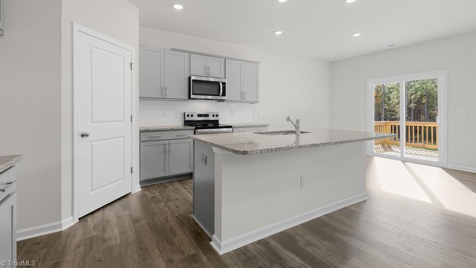 property viewer photo 6