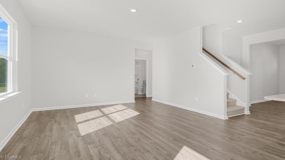 property viewer photo 8