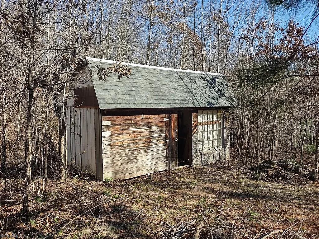 property viewer photo 18