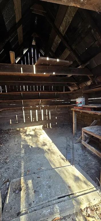 property viewer photo 23