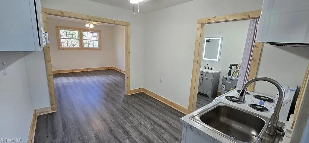 property viewer photo 7