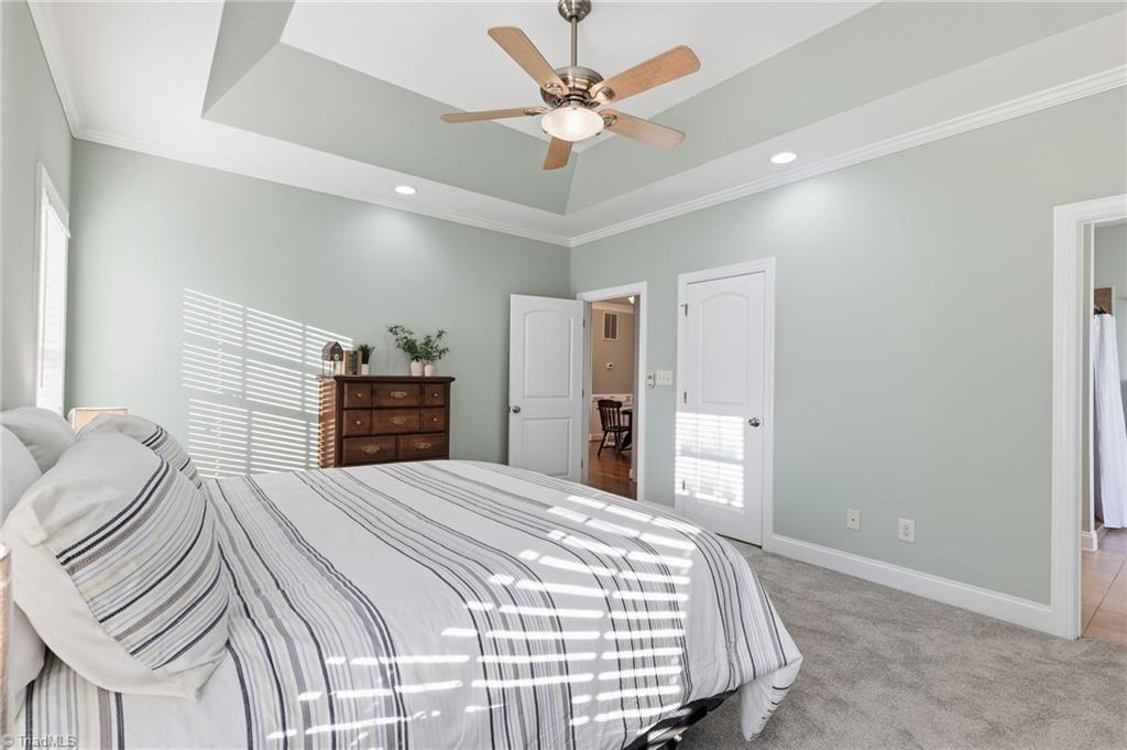 property viewer photo 15