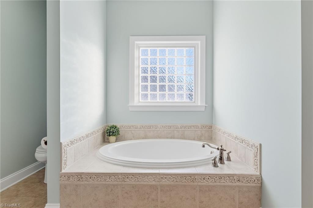 property viewer photo 17