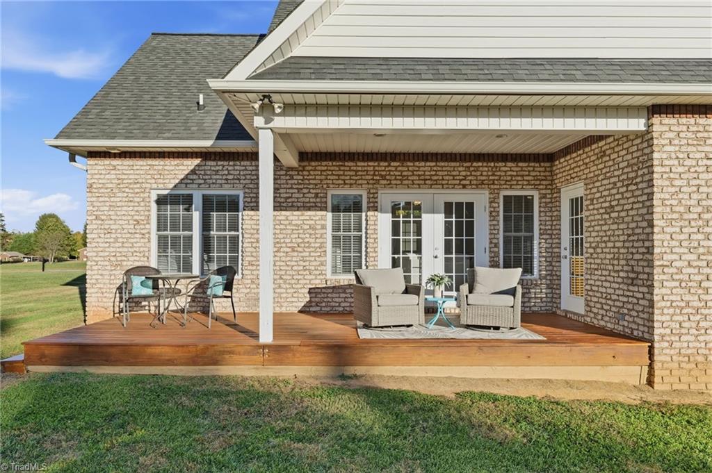 property viewer photo 2