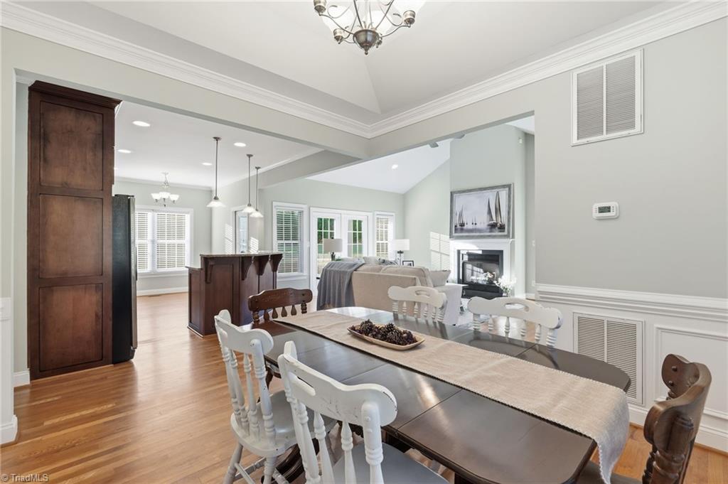 property viewer photo 8
