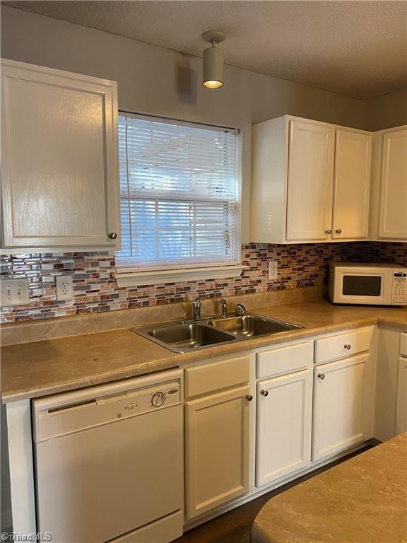 property viewer photo 6