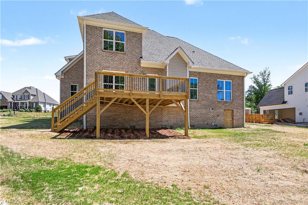 main property photo 32