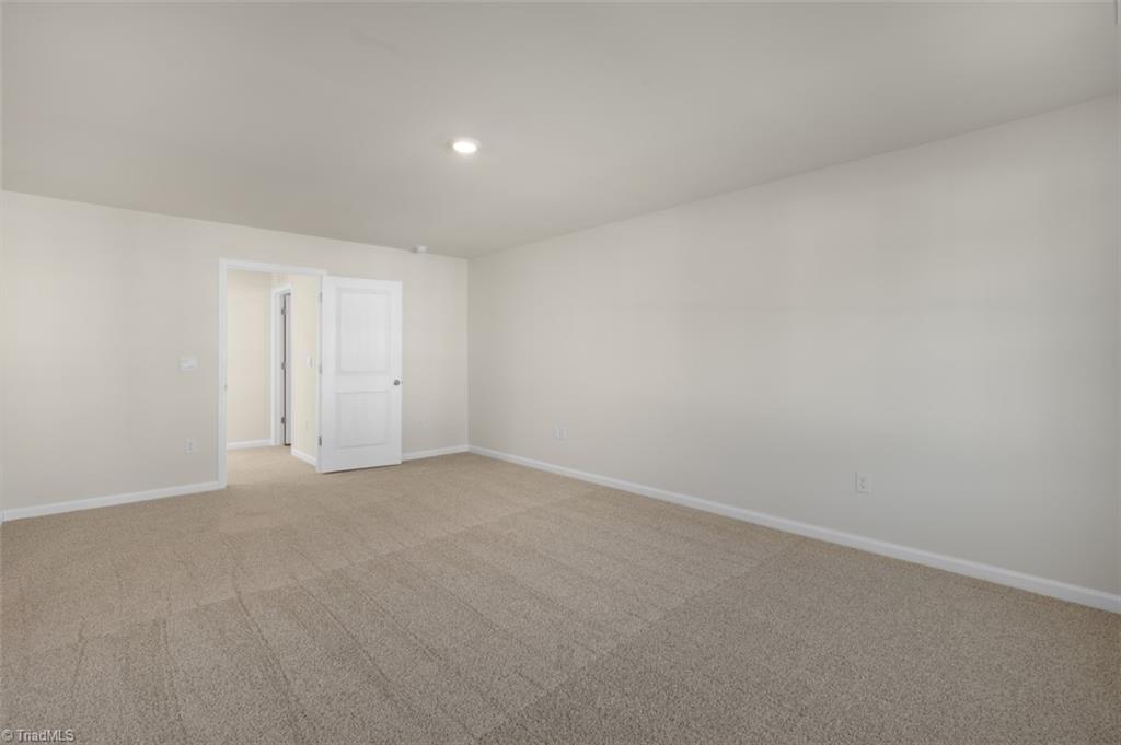 property viewer photo 8
