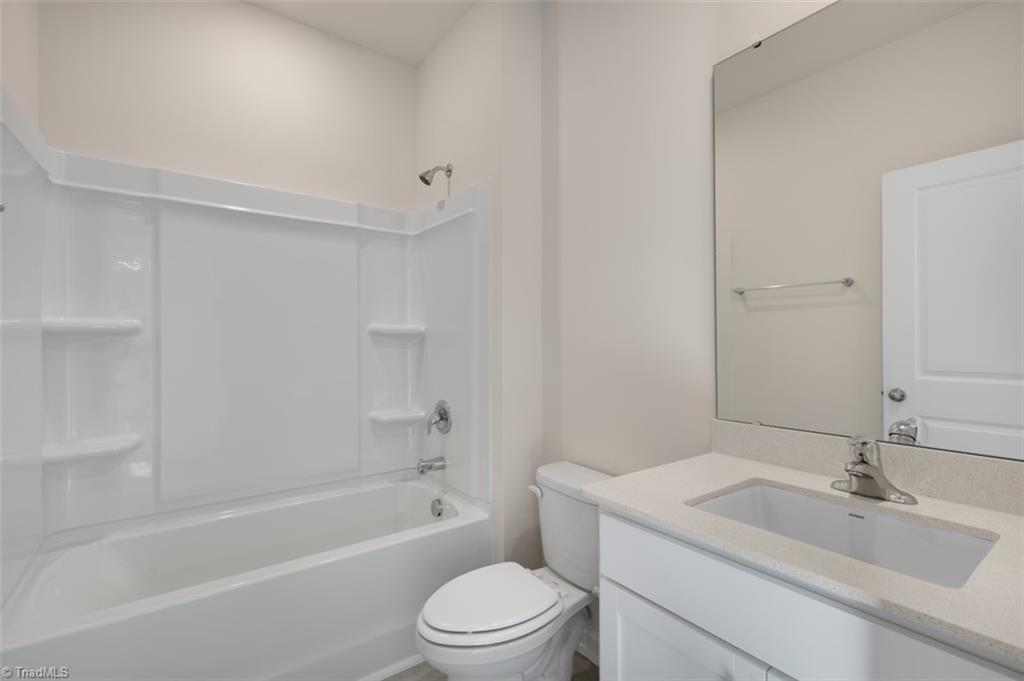 property viewer photo 9